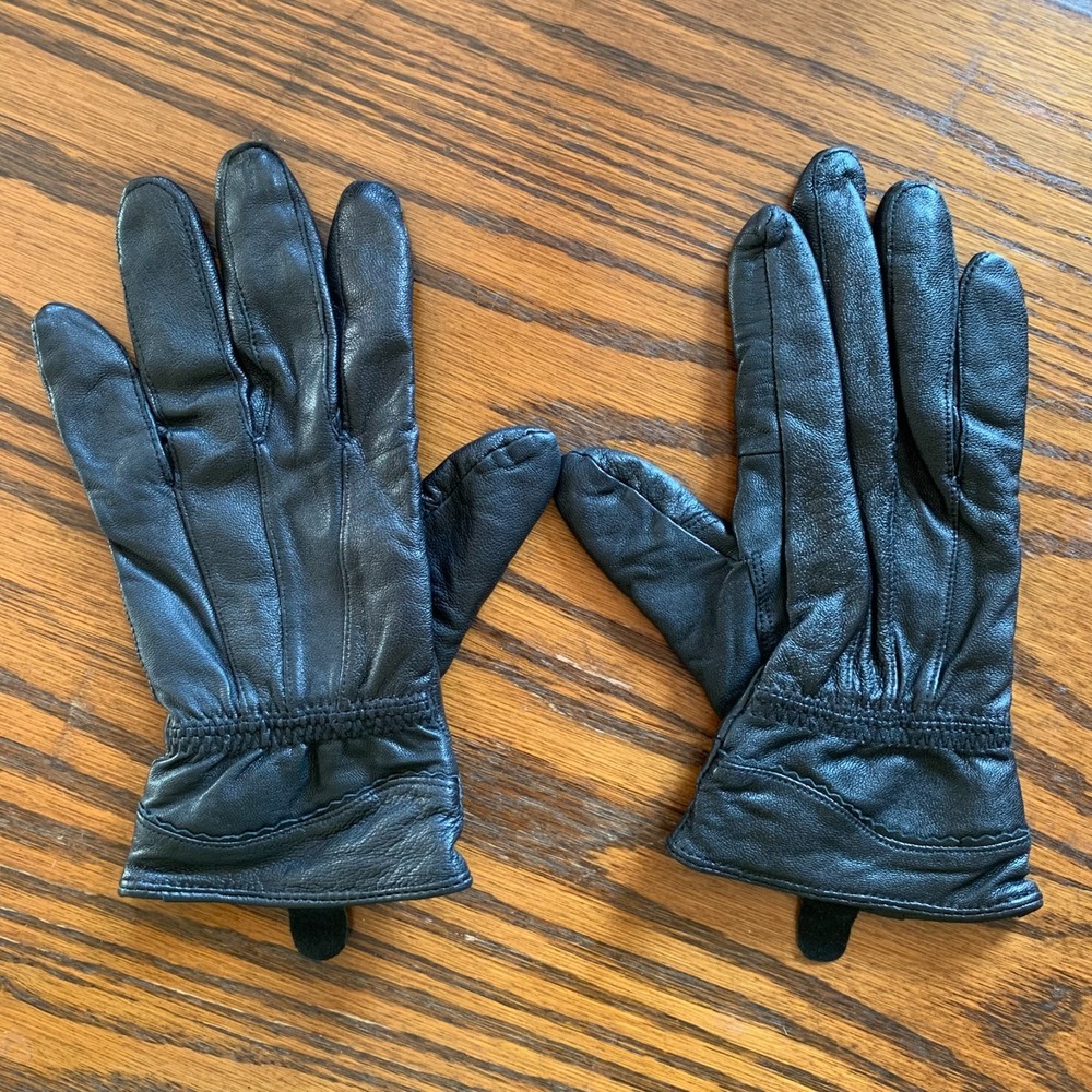 Black Leather Winter Gloves Small Fleece Lined Elastic Wrist Pull Tab Classic